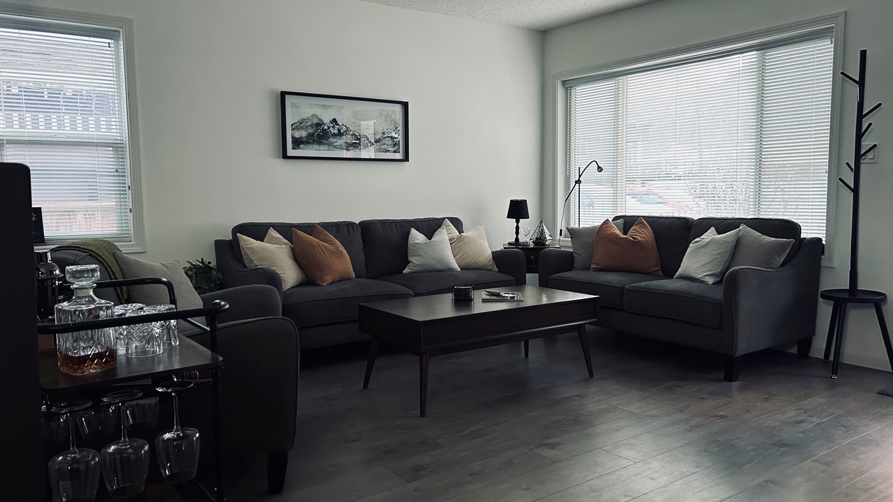 Photo of Livingroom in Lillooet