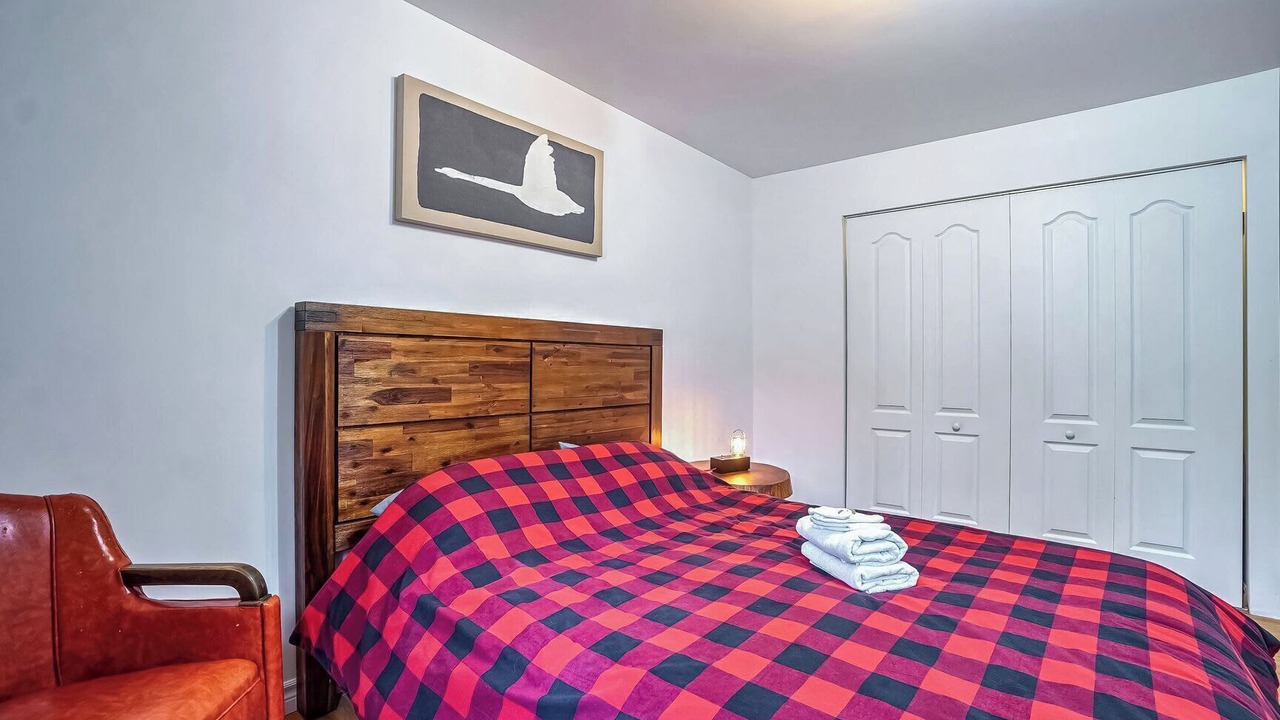 Photo of Bedroom in St-Adolphe-d'Howard