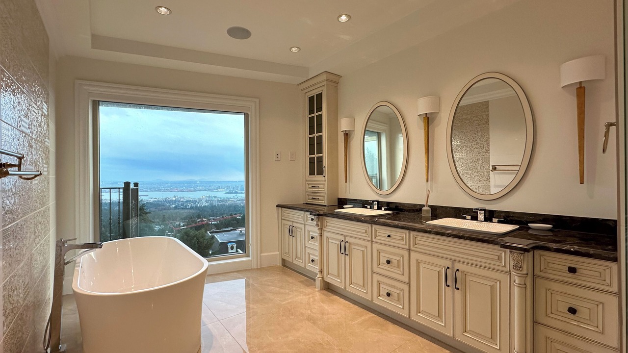 Photo of Bathroom in West Vancouver