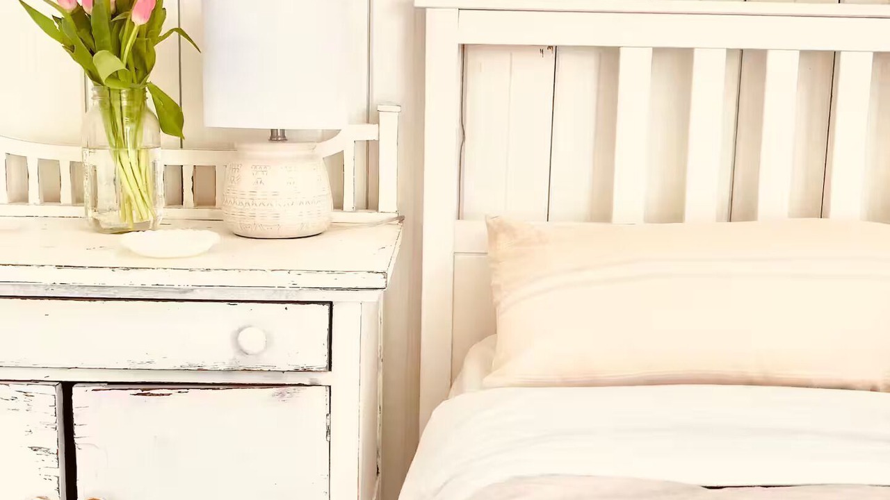 Photo of Bedroom in Salt Spring Island