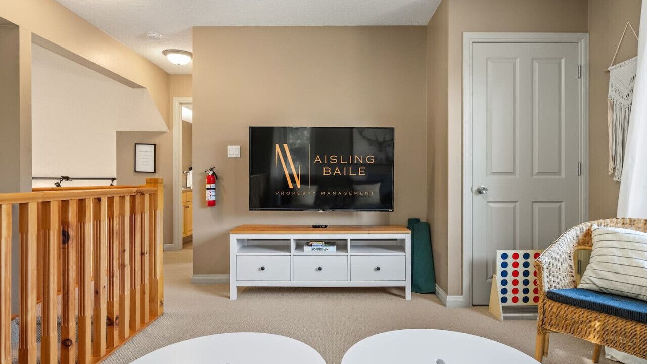 Photo of Livingroom in East Kootenay