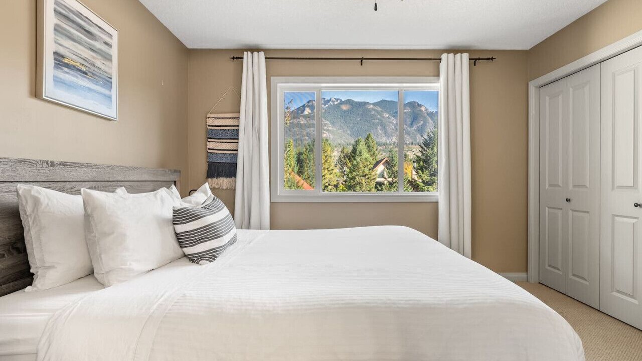 Photo of Bedroom in East Kootenay