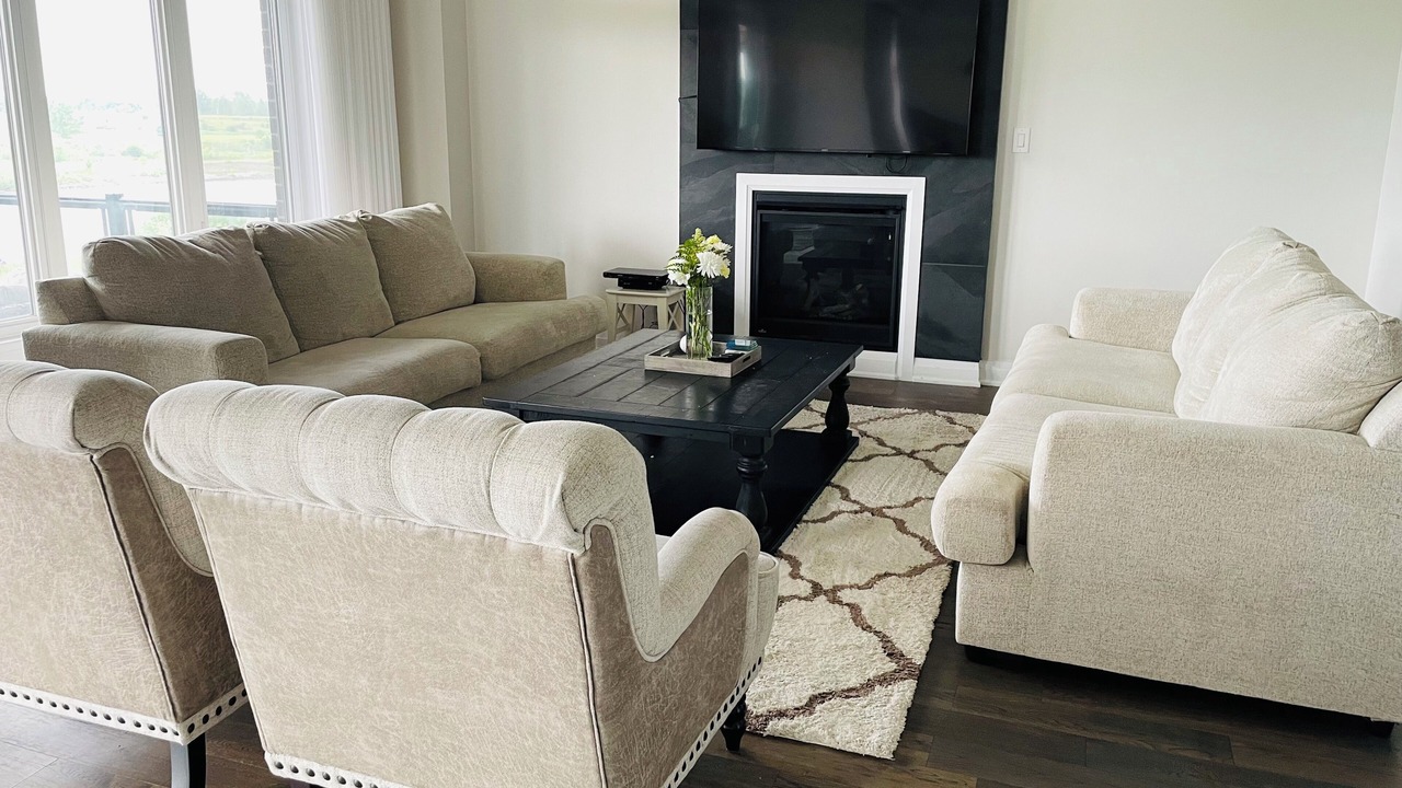 Photo of Livingroom in Welland