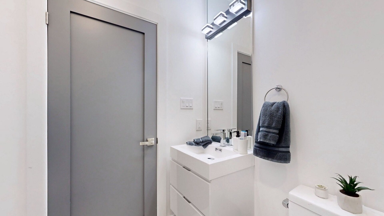 Photo of Bathroom in Etobicoke