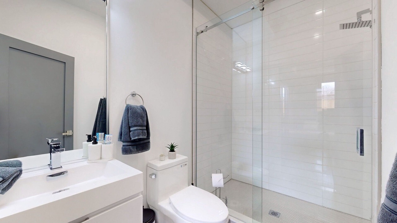 Photo of Bathroom in Etobicoke