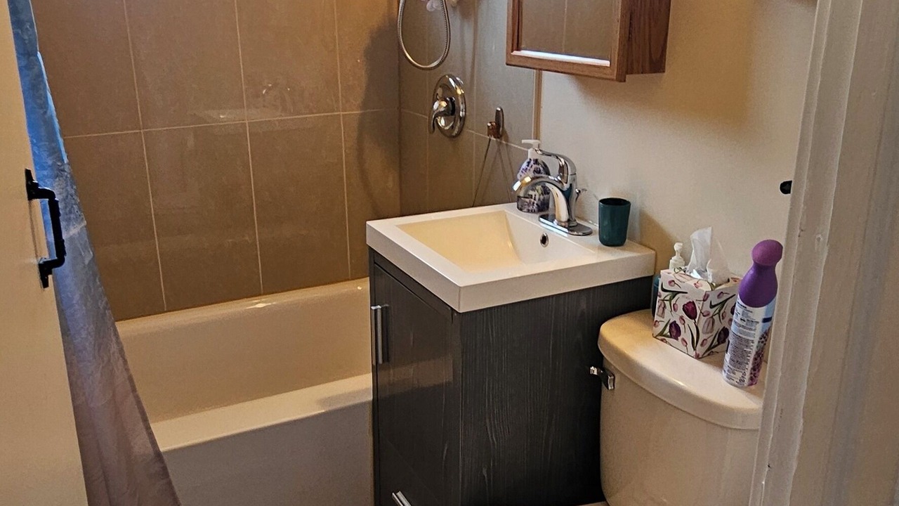 Photo of Bathroom in Hardings Point