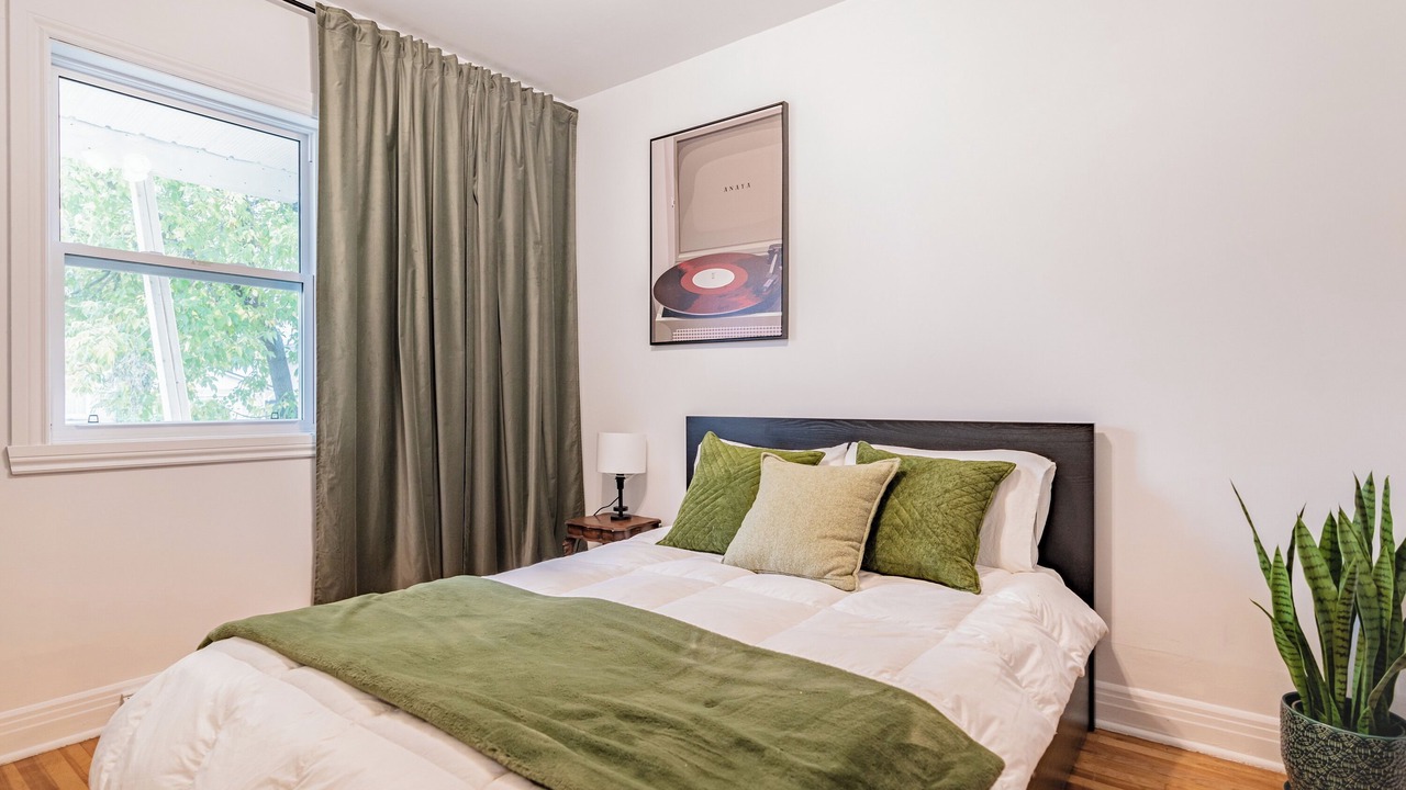Photo of Bedroom in Montreal