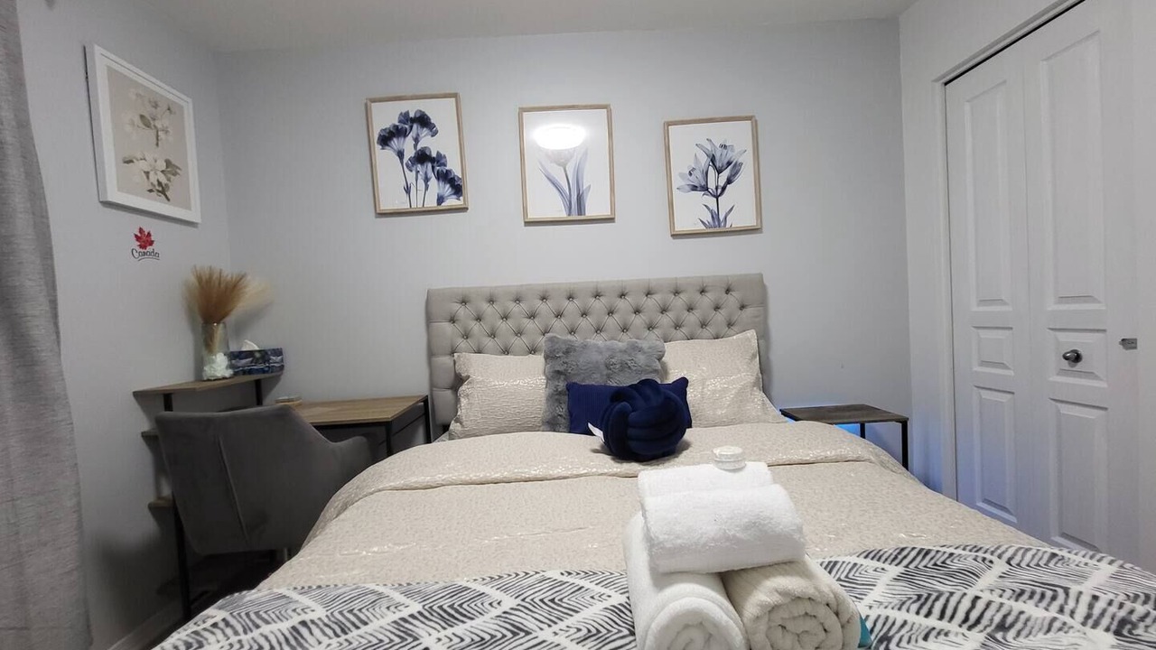 Photo of Bedroom in Aylmer