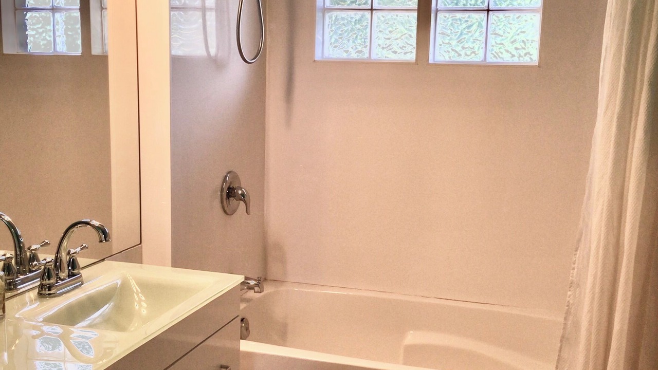 Photo of Bathroom in West Kelowna Estates