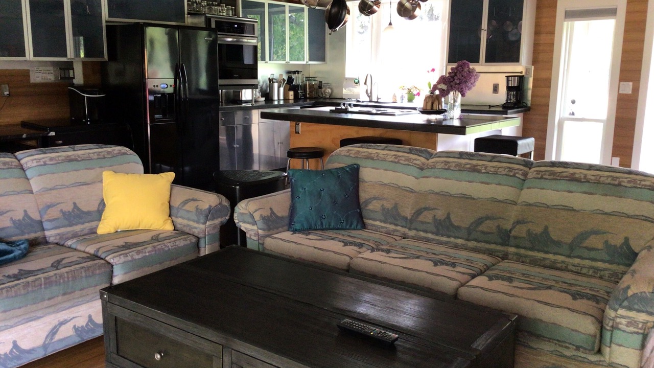 Photo of Livingroom in West Kelowna Estates