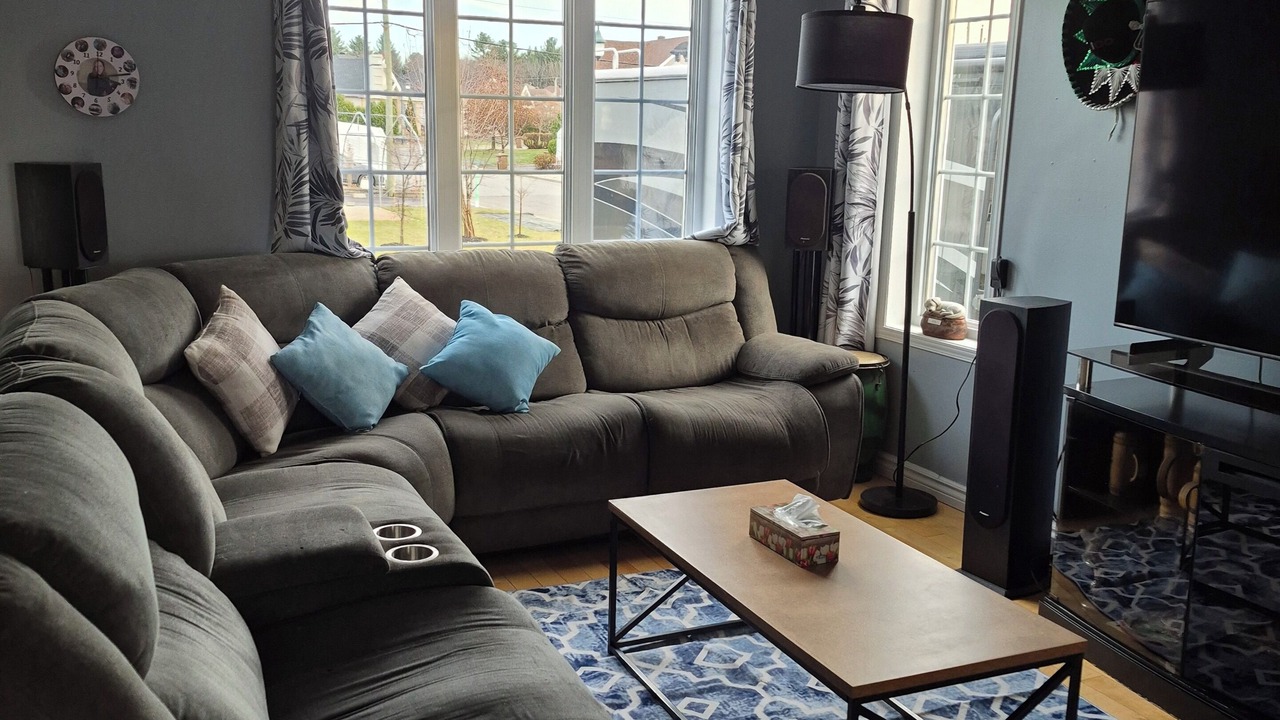 Photo of Livingroom in Les Moulins Regional County Municipality