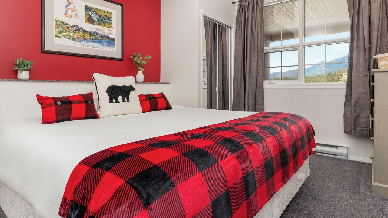 Photo of Bedroom in East Kootenay