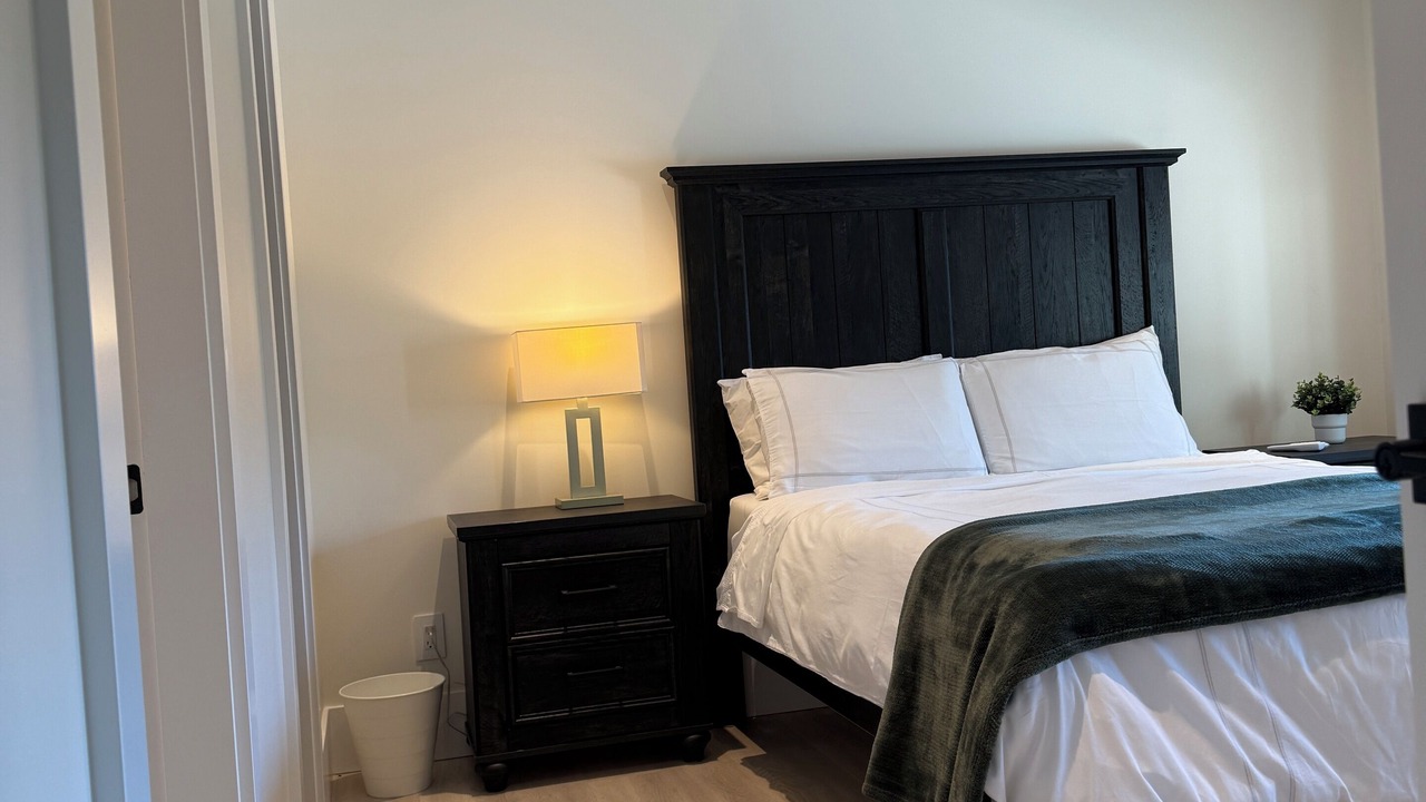 Photo of Bedroom in Lower Sumas Mountain