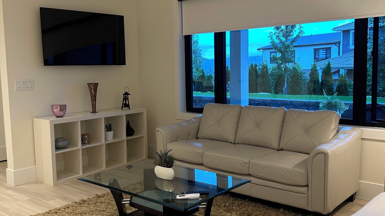 Photo of Livingroom in Lower Sumas Mountain