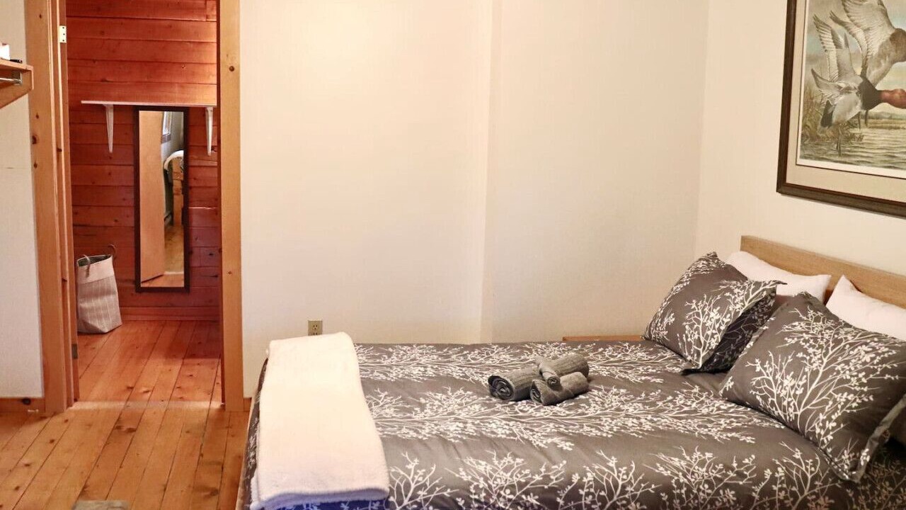 Photo of Bedroom in Red Bank