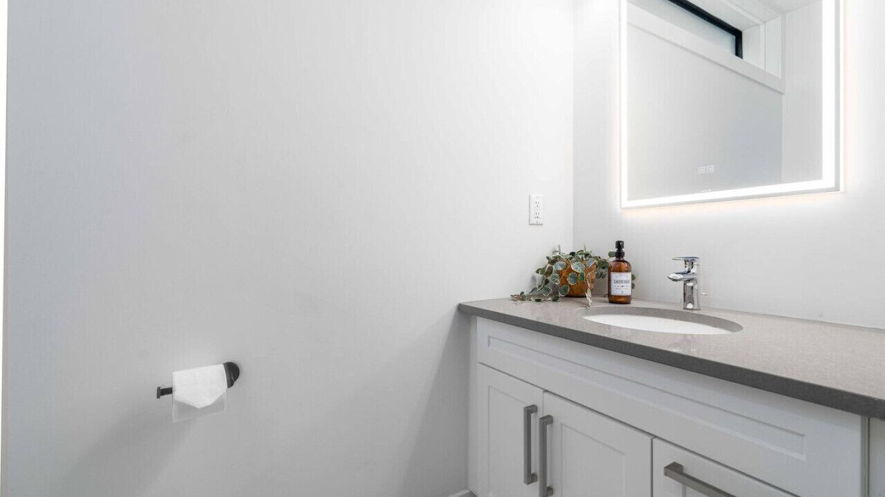 Photo of Bathroom in Downtown London