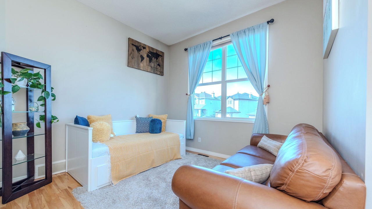 Photo of Livingroom in Kincora