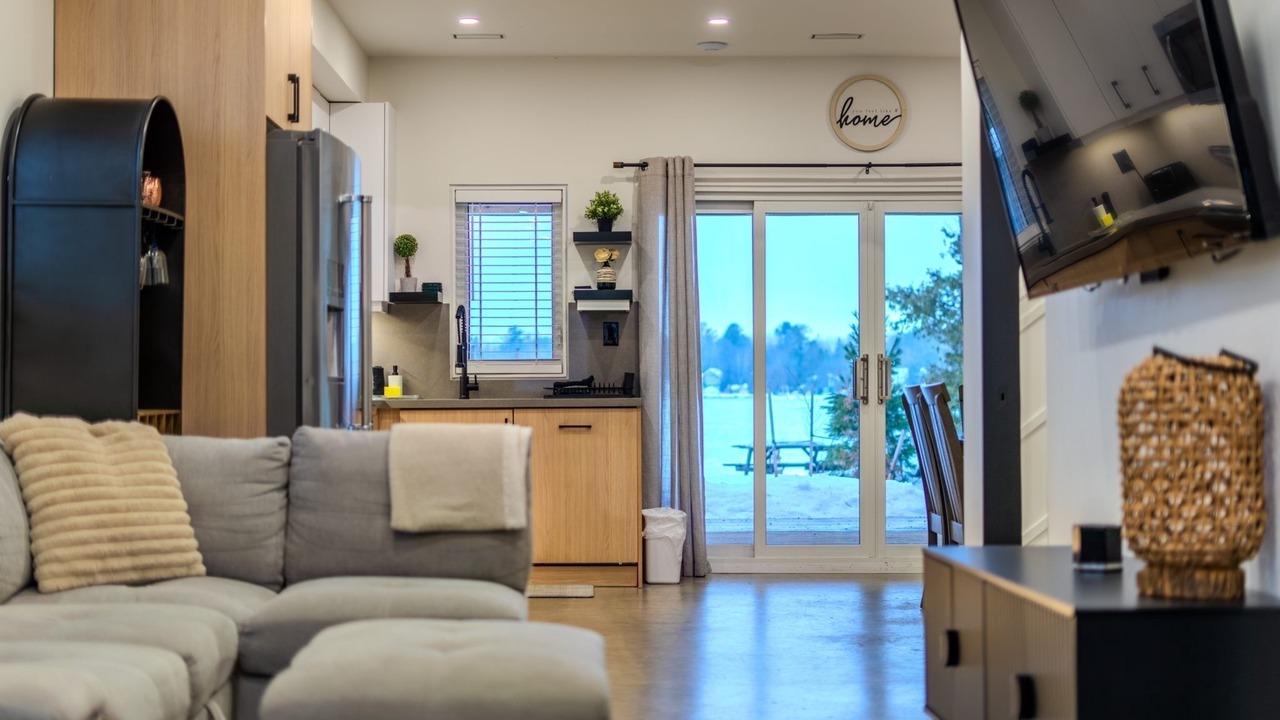 Photo of Livingroom in Washago