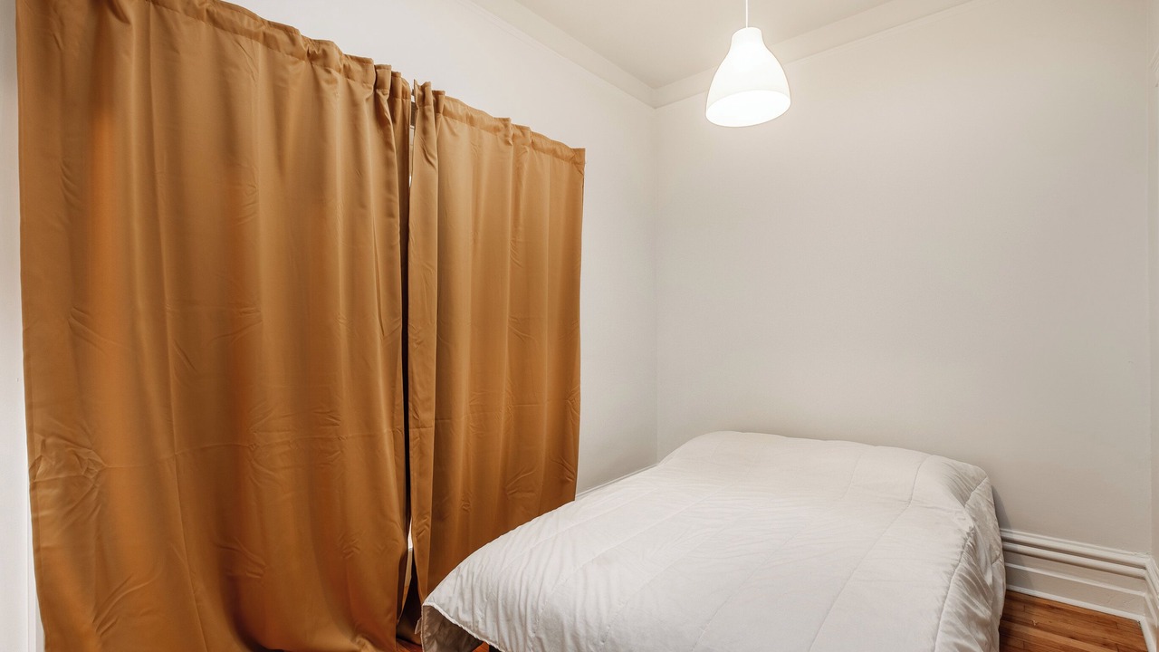 Photo of Bedroom in Pointe-Saint-Charles