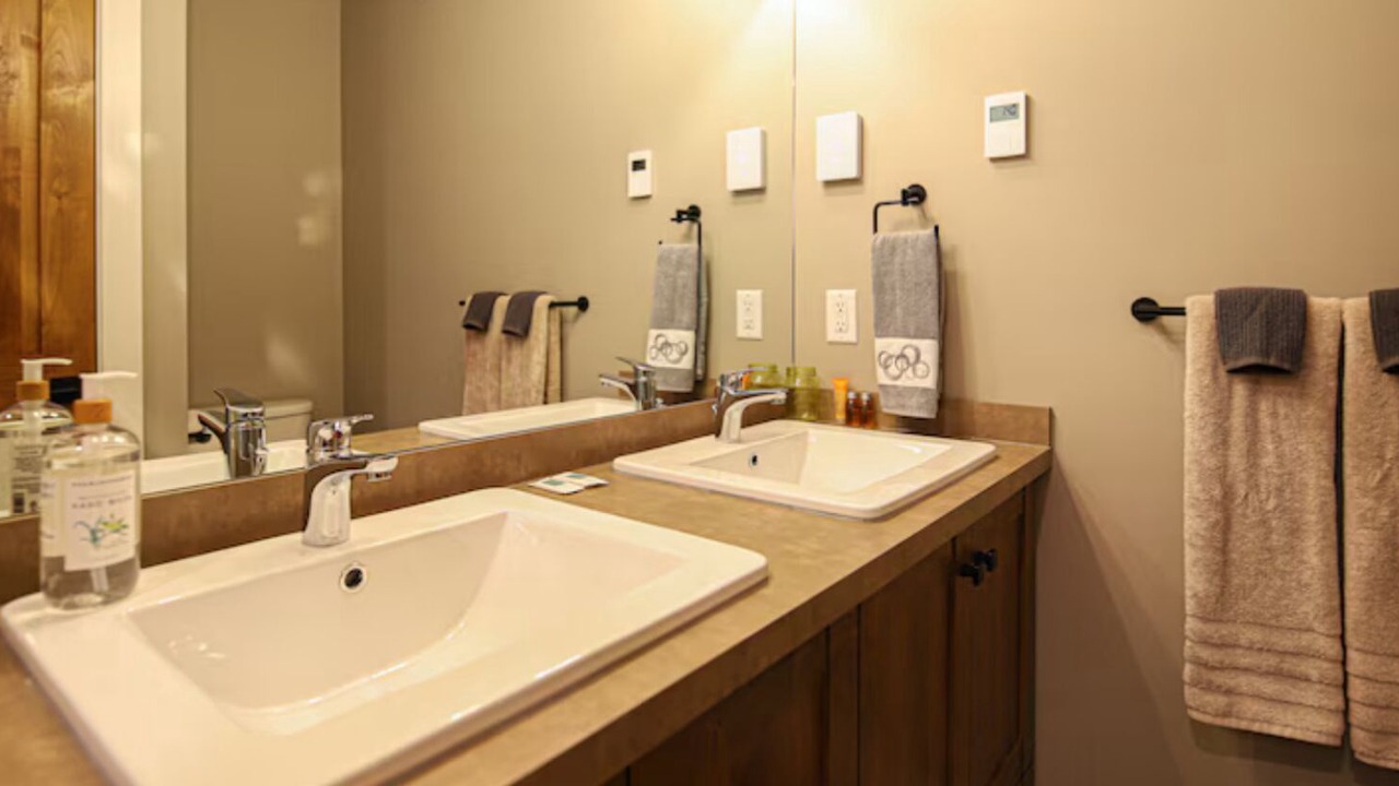 Photo of Bathroom in Sun Peaks