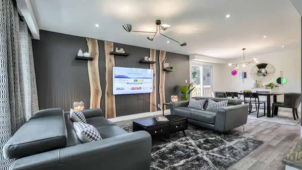 Photo of Livingroom in The Peanut