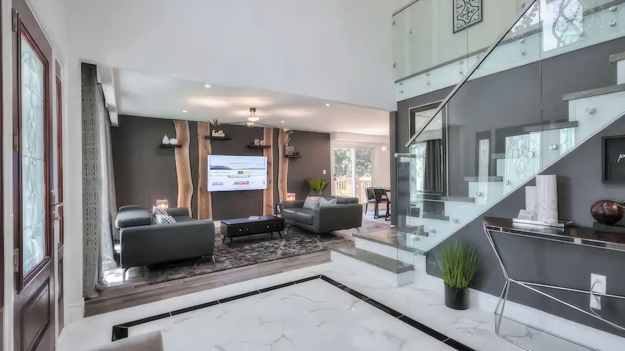 Photo of Livingroom in The Peanut