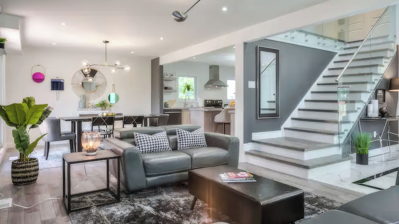 Photo of Livingroom in The Peanut
