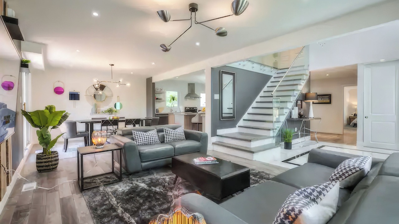 Photo of Livingroom in The Peanut