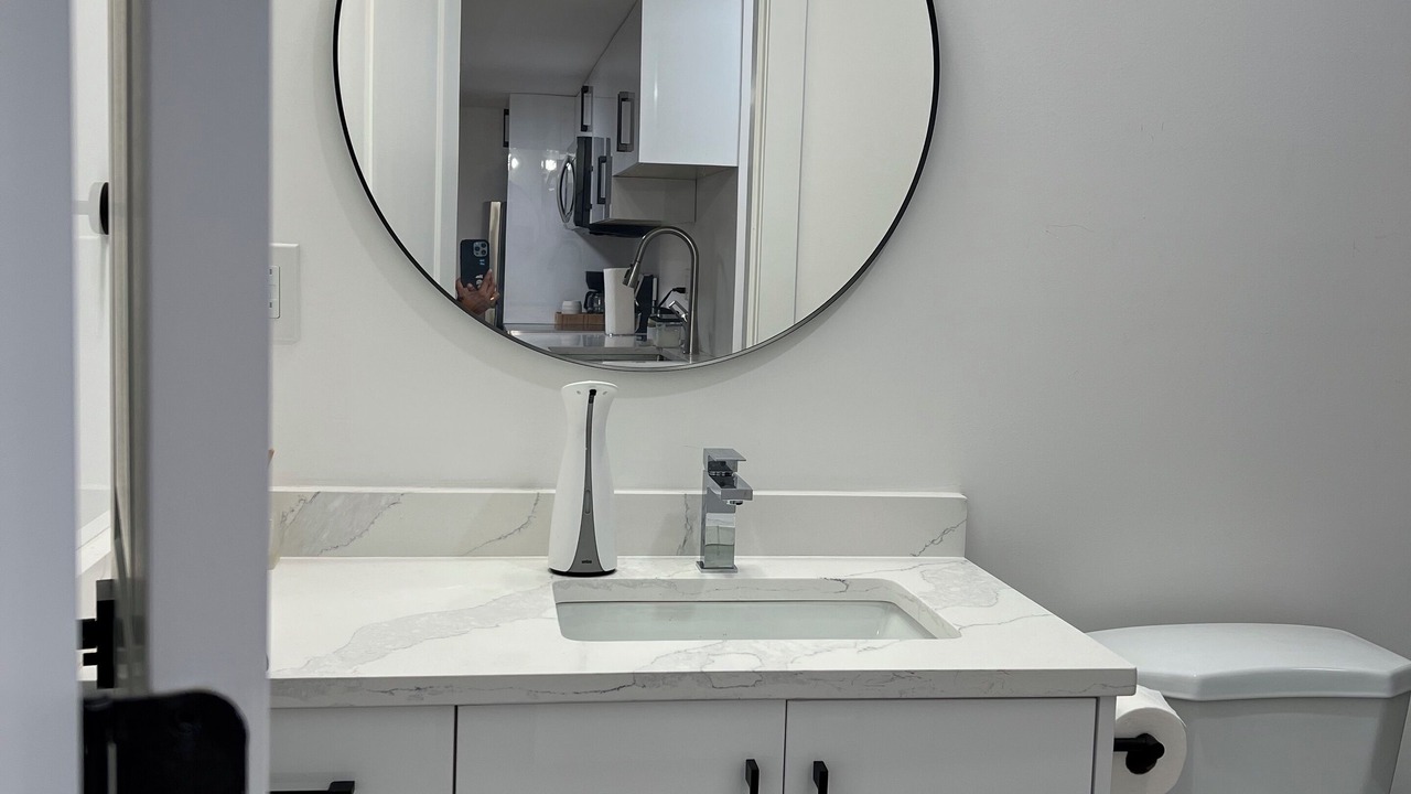 Photo of Bathroom in Willoughby