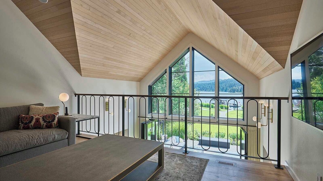 Photo of Livingroom in Shawnigan Lake