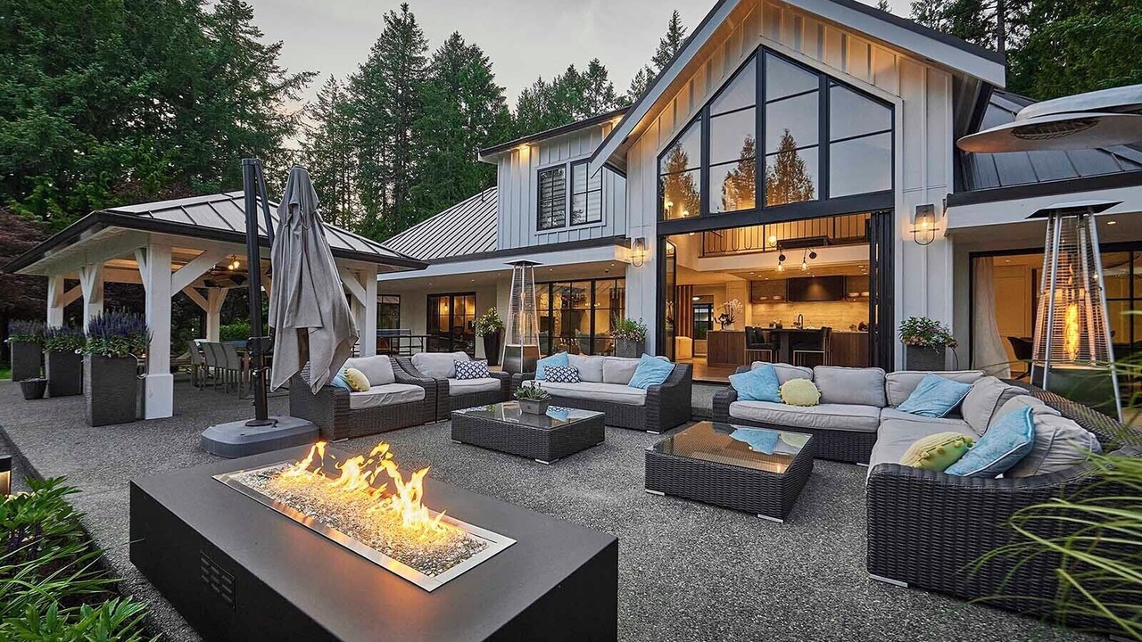 Photo of Patio Balcony in Shawnigan Lake