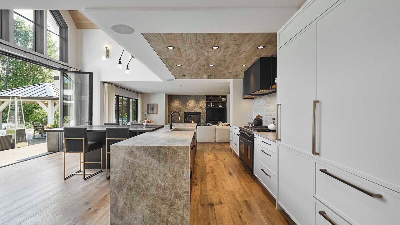 Photo of Kitchen in Shawnigan Lake