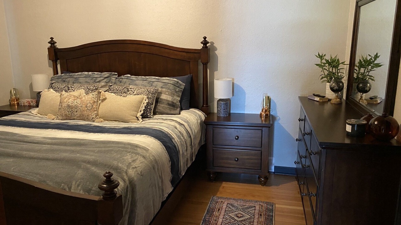 Photo of Bedroom in Campbell River