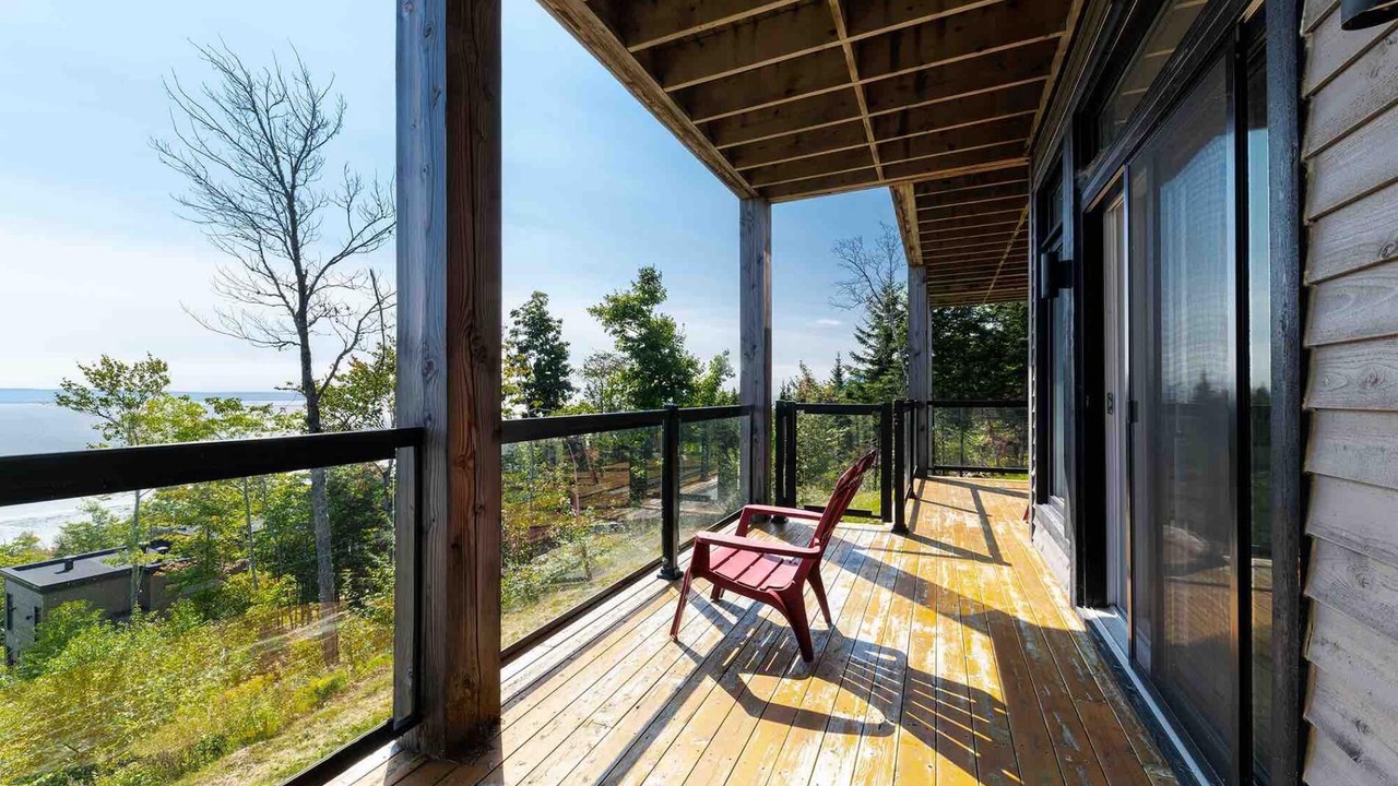 Photo of Patio Balcony in Petite-Riviere-Saint-Francois