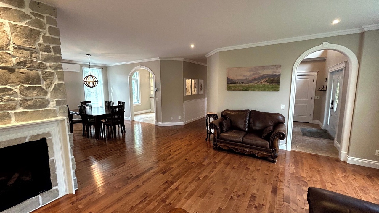 Photo of Livingroom in Stanstead Township