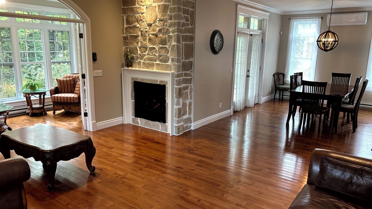 Photo of Livingroom in Stanstead Township