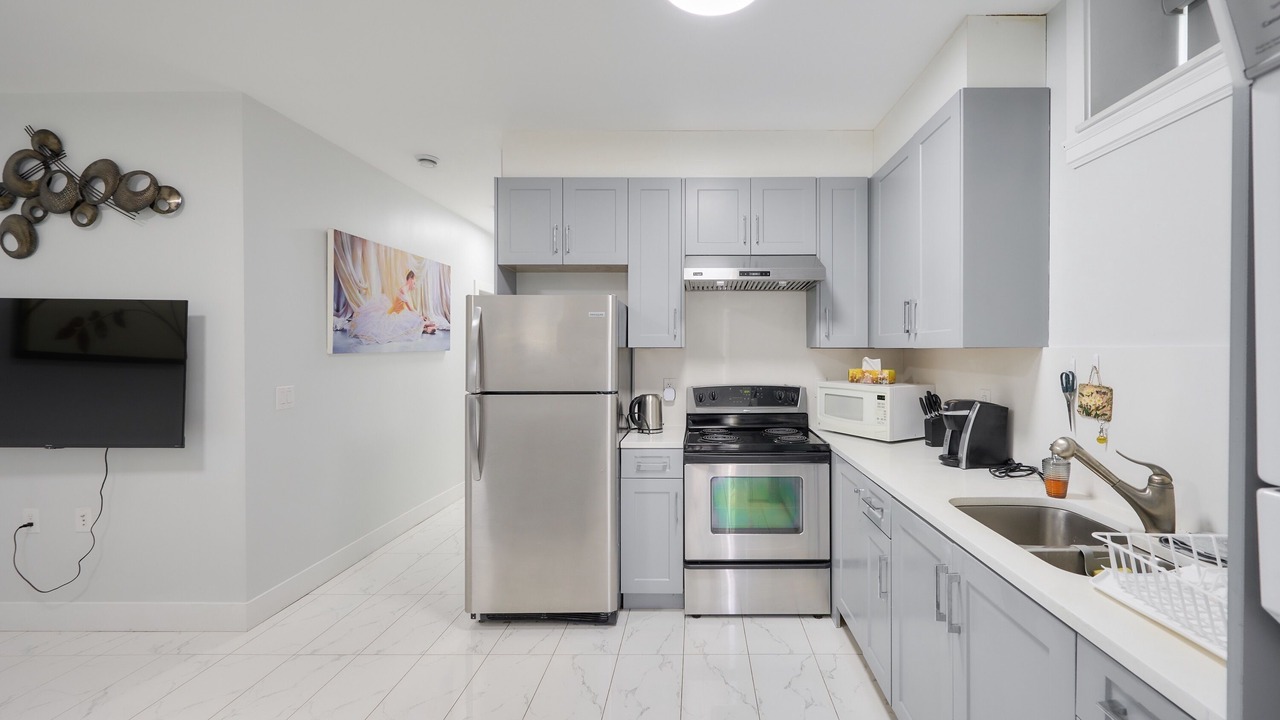 Photo of Kitchen in Renfrew-Collingwood