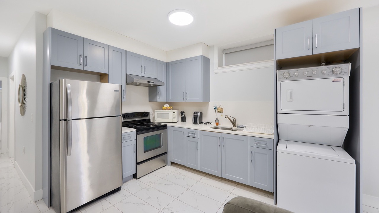 Photo of Kitchen in Renfrew-Collingwood
