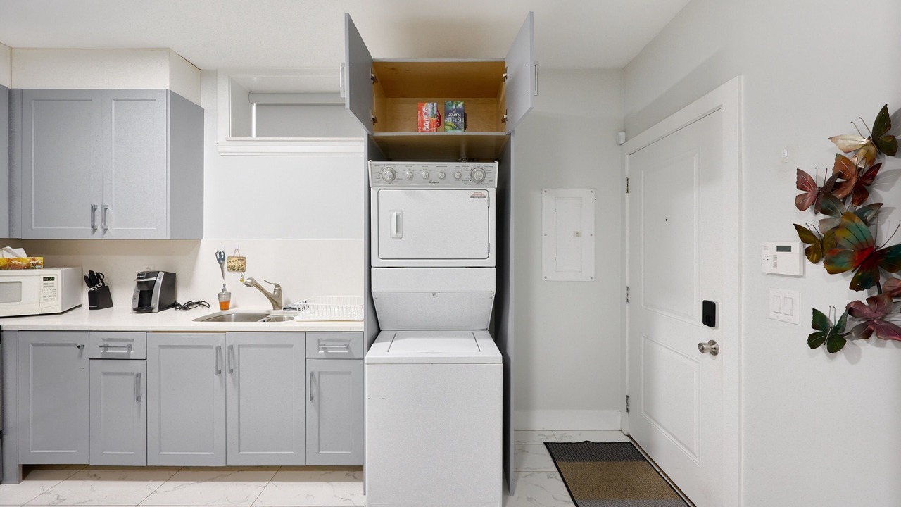 Photo of Kitchen in Renfrew-Collingwood