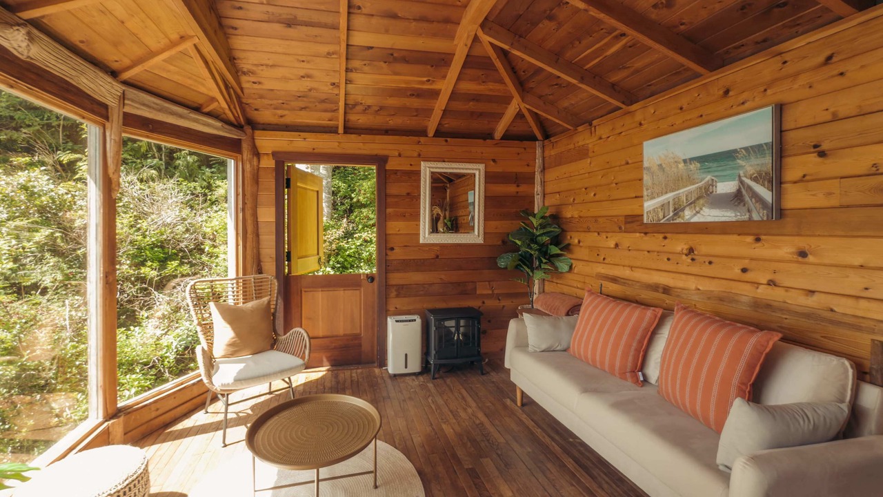 Photo of Livingroom in Tofino