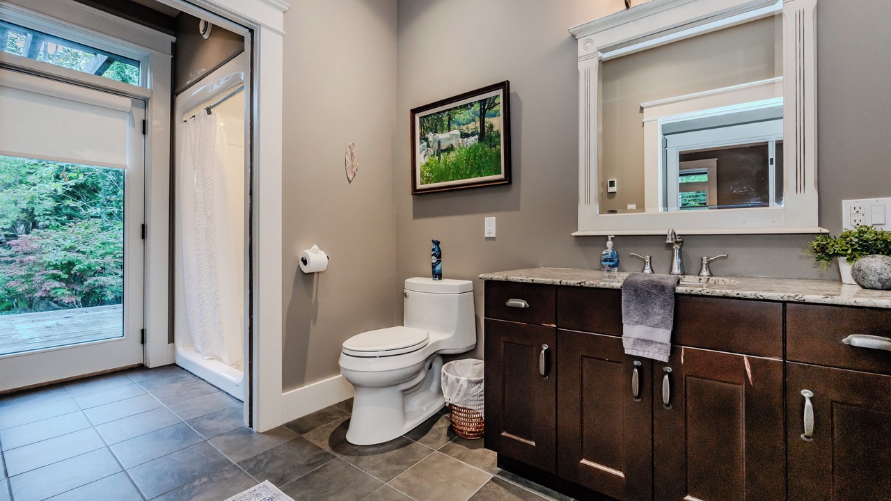 Photo of Bathroom in Lion's Head
