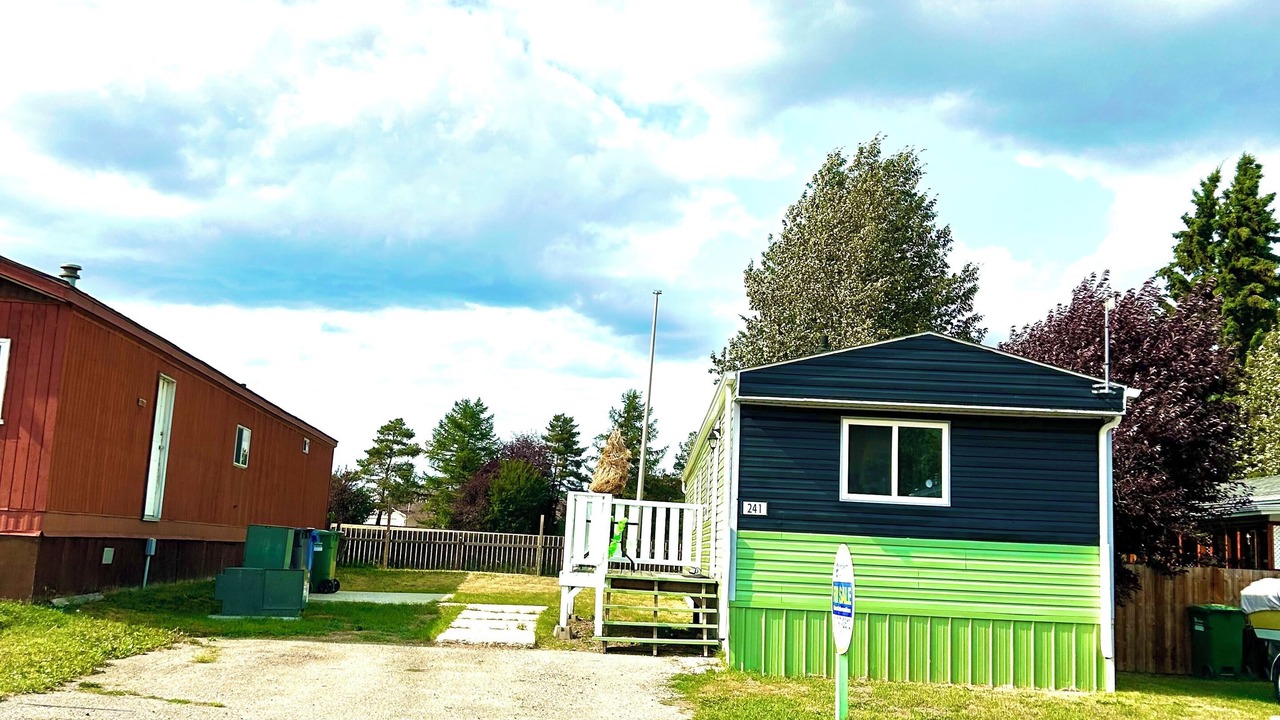 Photo of Outdoor in Red Deer