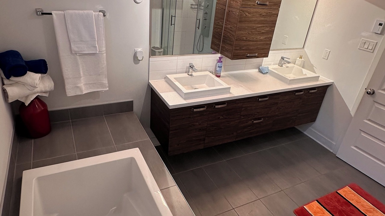 Photo of Bathroom in Mirabel