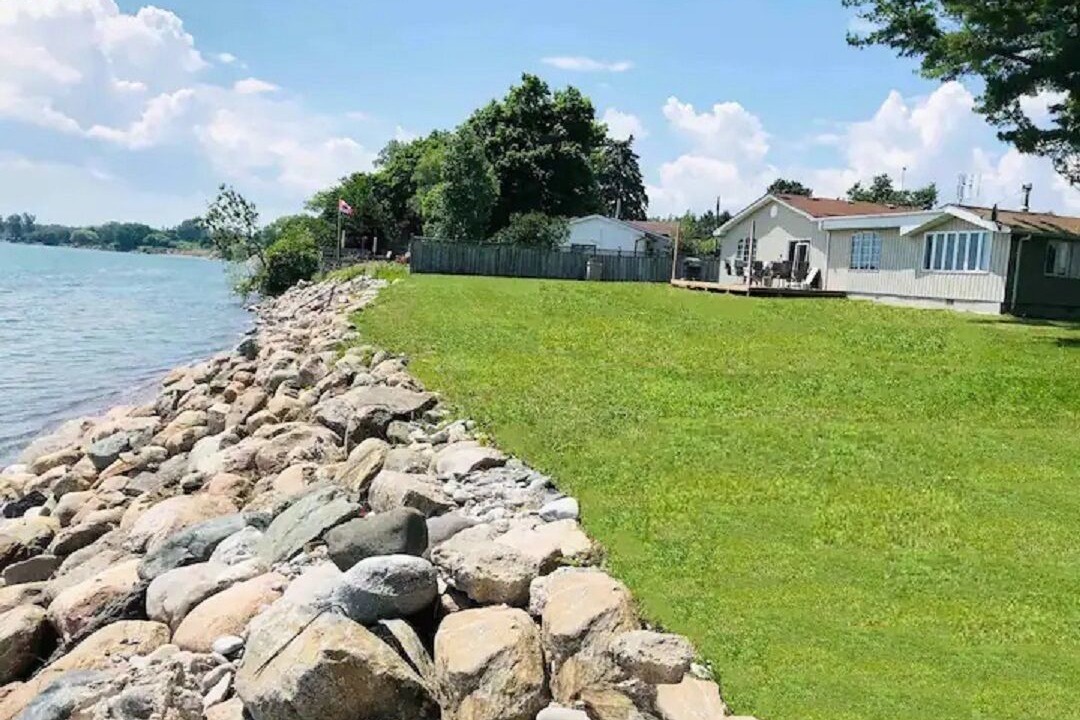 Photo of Outdoor in Colborne
