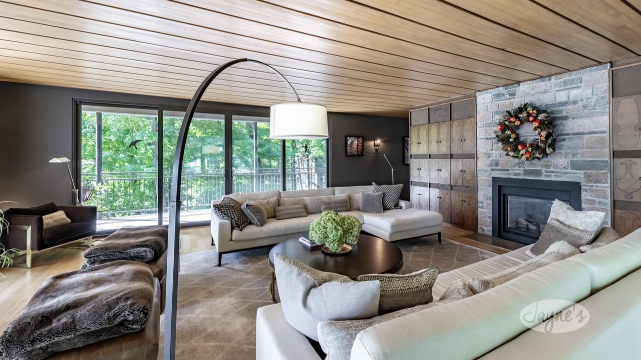 Photo of Livingroom in Huntsville