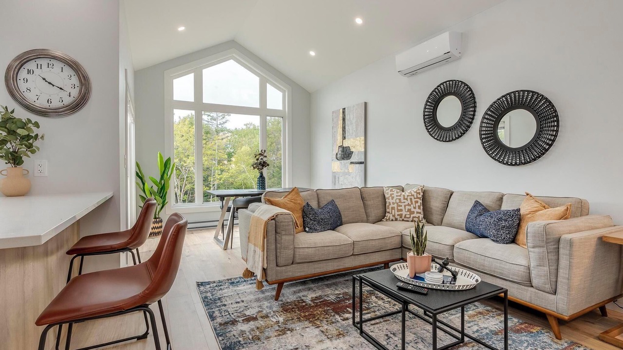 Photo of Livingroom in Halifax