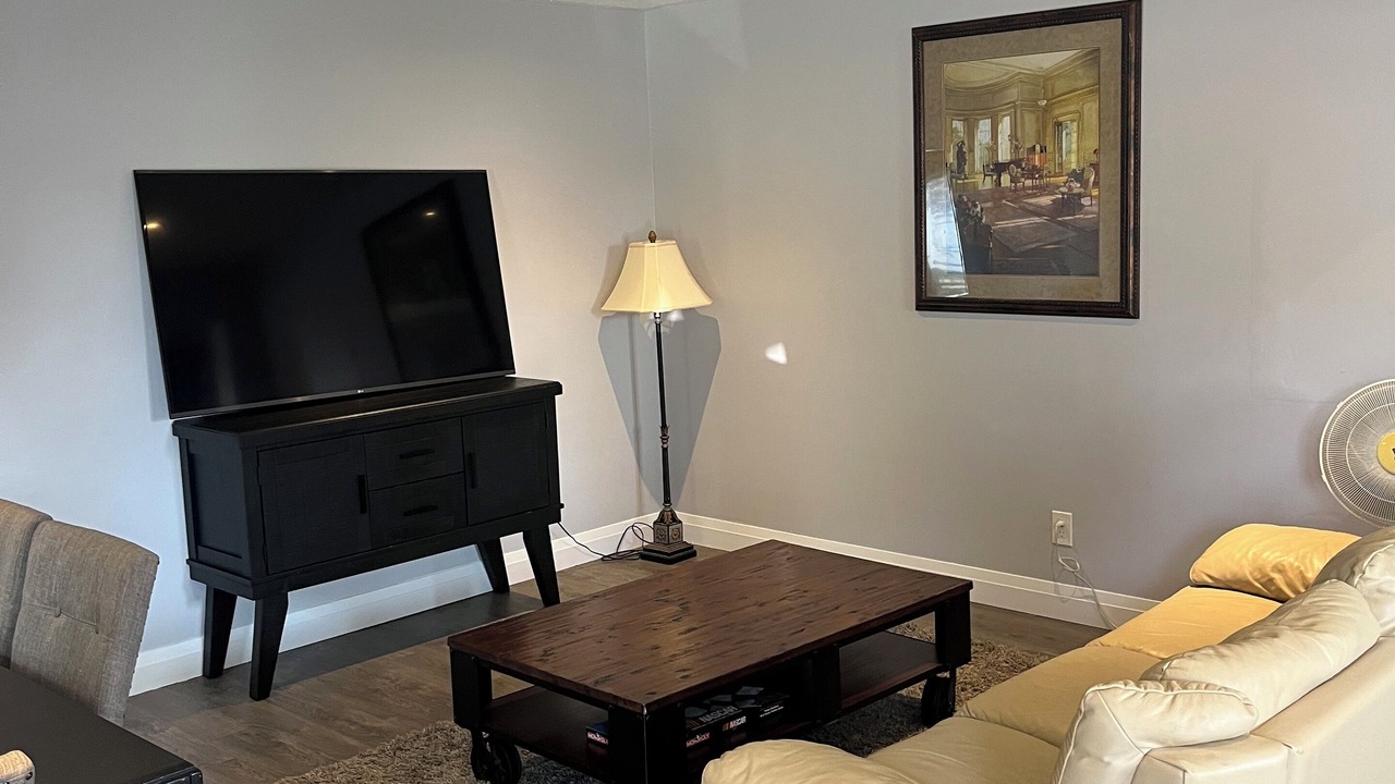 Photo of Livingroom in Bradford