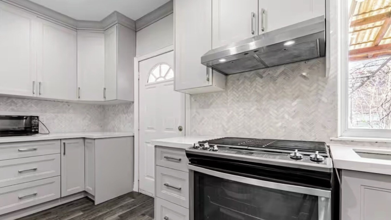 Photo of Kitchen in Dovercourt Park