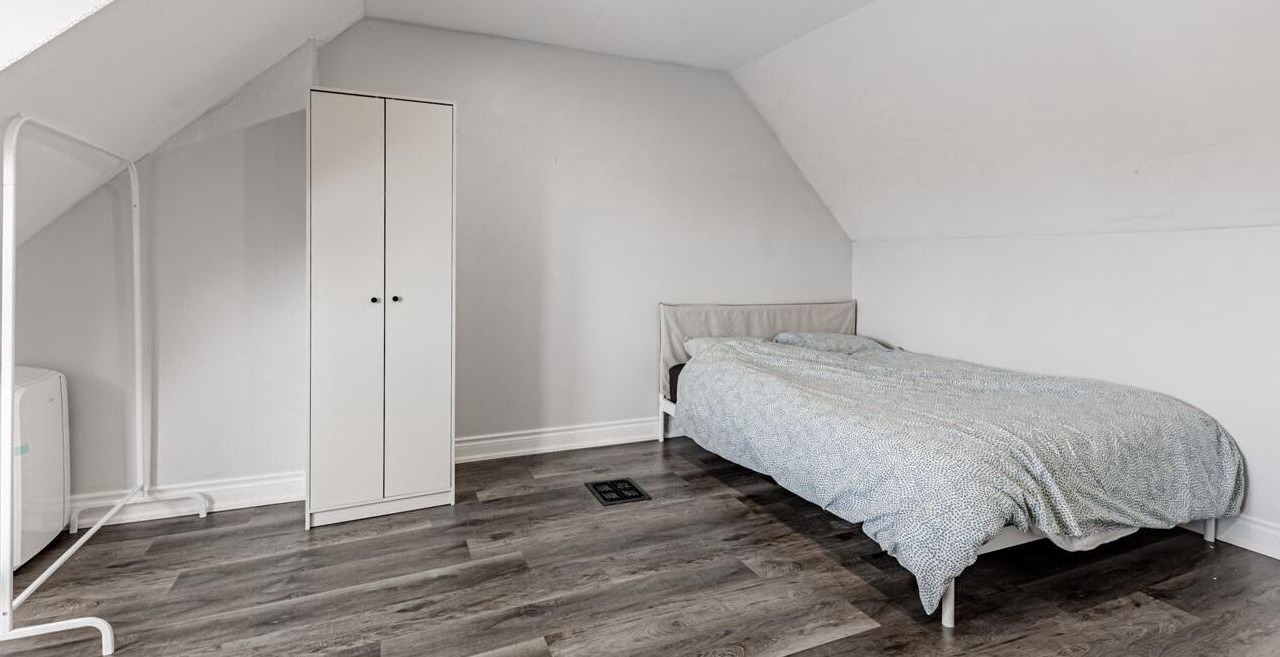 Photo of Bedroom in Dovercourt Park
