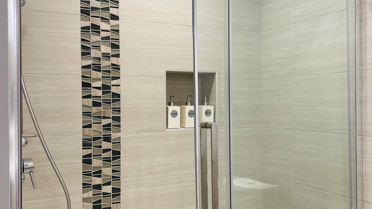 Photo of Bathroom in Dundarave
